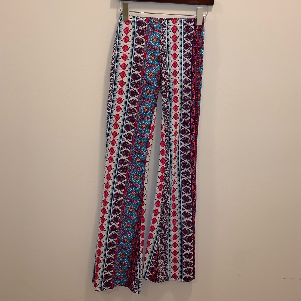 Mauve Pink Multicolor Capri Pants size S